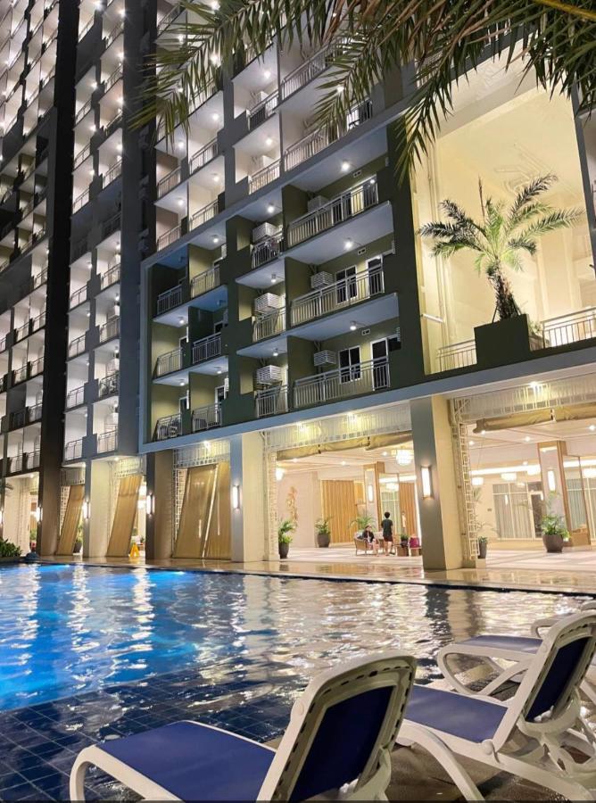 The Celandine By Dmci Homes Caloocan Exterior photo