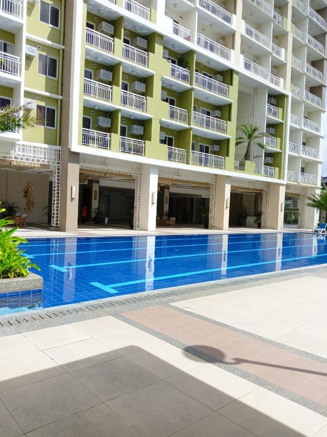 The Celandine By Dmci Homes Caloocan Exterior photo